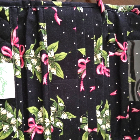 🎀SALE! Vera Bradley VINTAGE NEW HOPE Floral Crossbody Bag - Picture 2 of 4